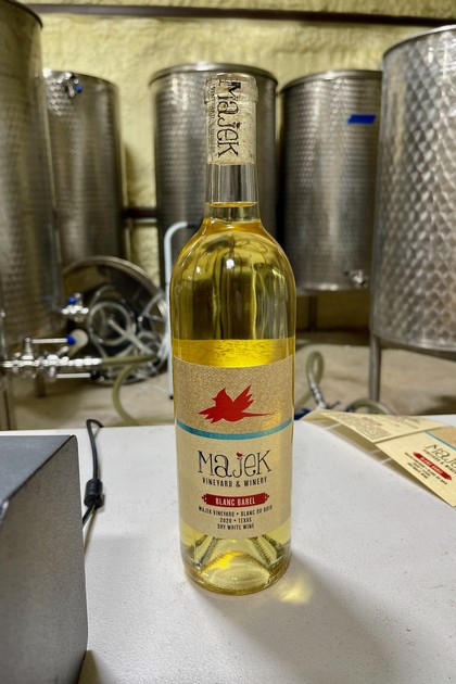 Majek Winery Bottle
